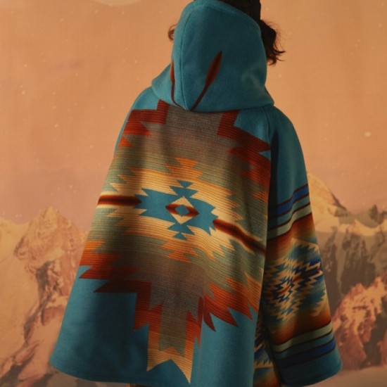 Kelly Reilly Yellowstone Blue Hooded Coat Kelly Reilly Yellowstone Blue Hooded Coat
