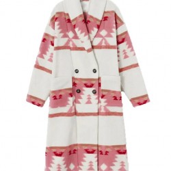 Kelly Reilly Yellowstone Season 5 Coat