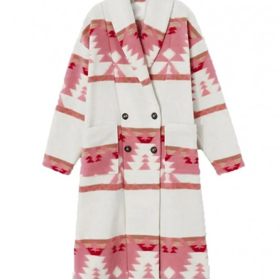 Kelly Reilly Yellowstone Season 5 Coat