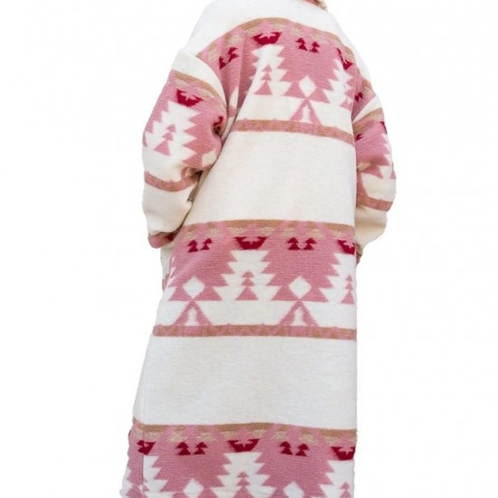 Kelly Reilly Yellowstone Season 5 Coat