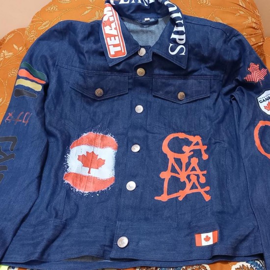 Team Canada Official Closing Ceremony Levi’s Denim Jacket Tokyo Team Canada Official Closing Ceremony Levi’s Denim Jacket Tokyo